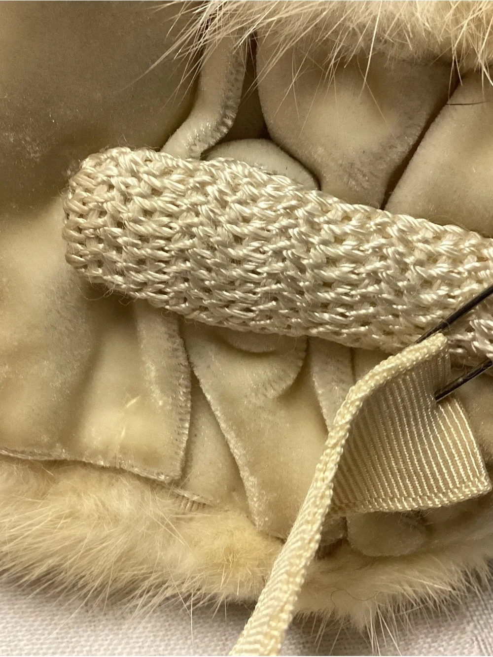 Cream REAL Fur ScarfCOLLAR wrap.